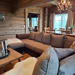 Lovely Log At Ferienhaus Lifjell